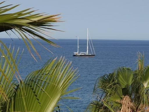Private For 6 With Seaview, Pool & Terrace