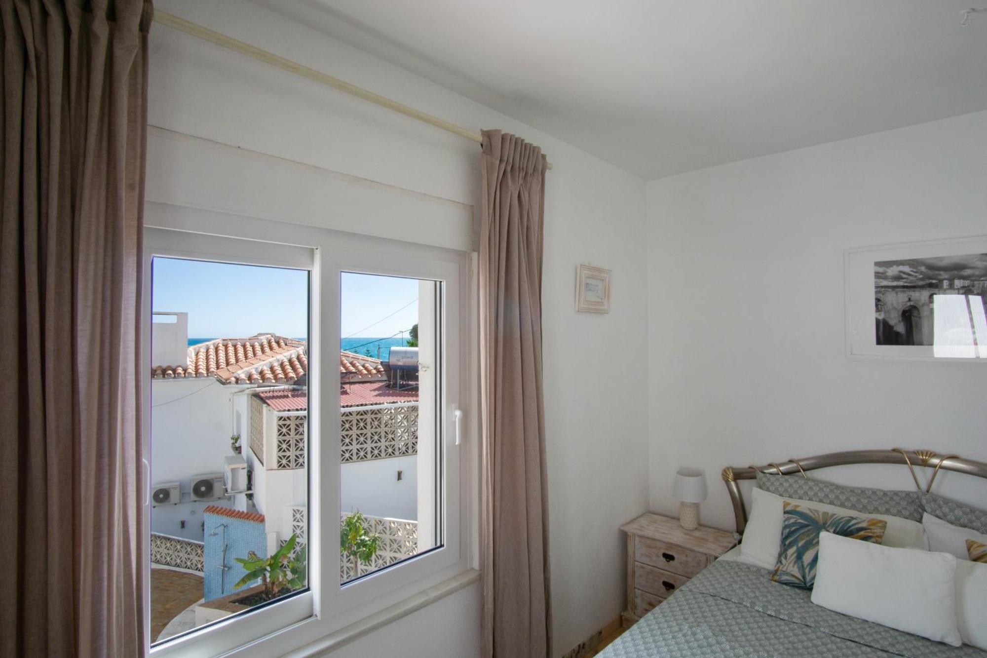 Private For 6 With Seaview, Pool & Terrace Villa